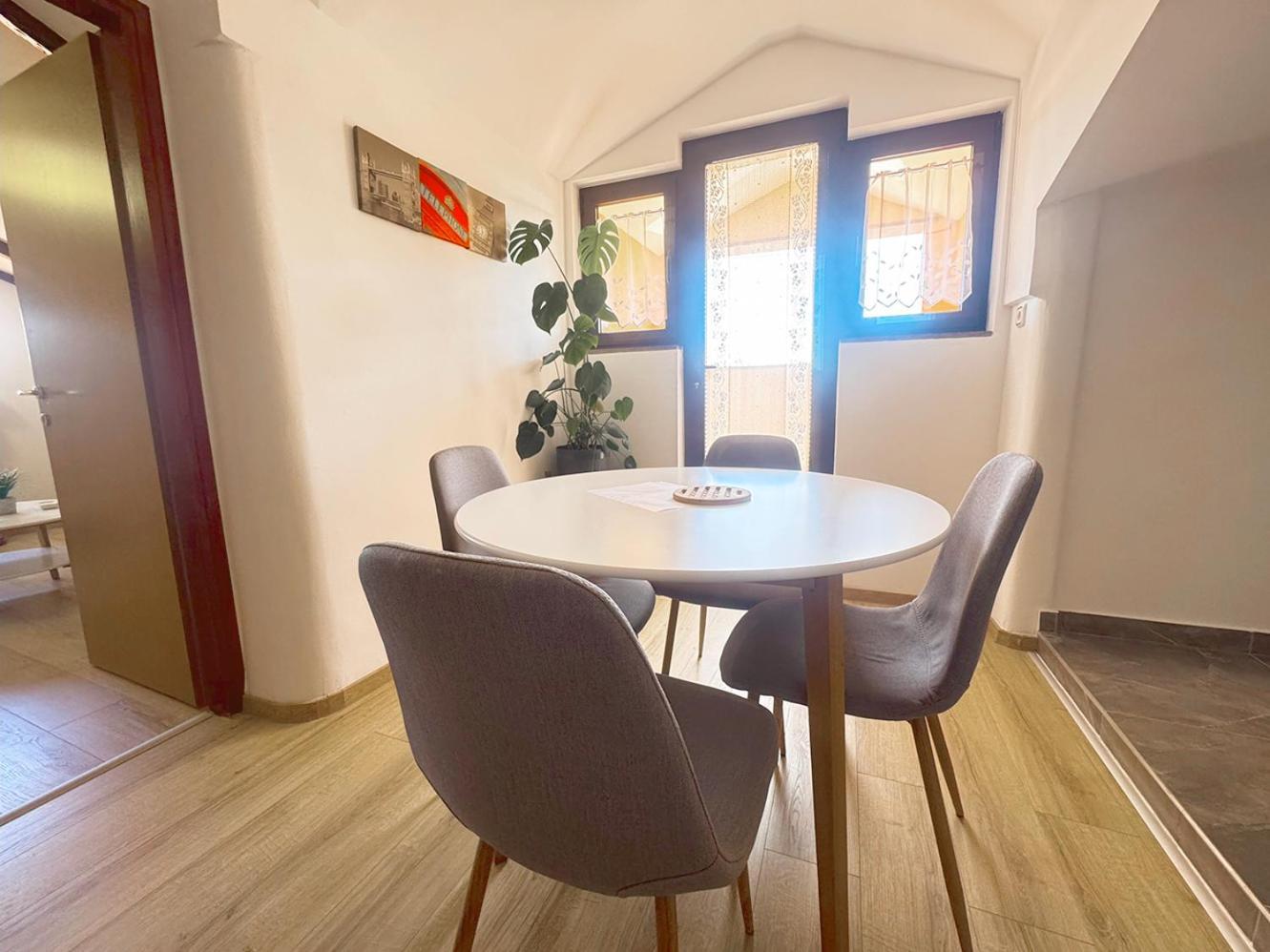 Apartments Ares روفينج المظهر الخارجي الصورة